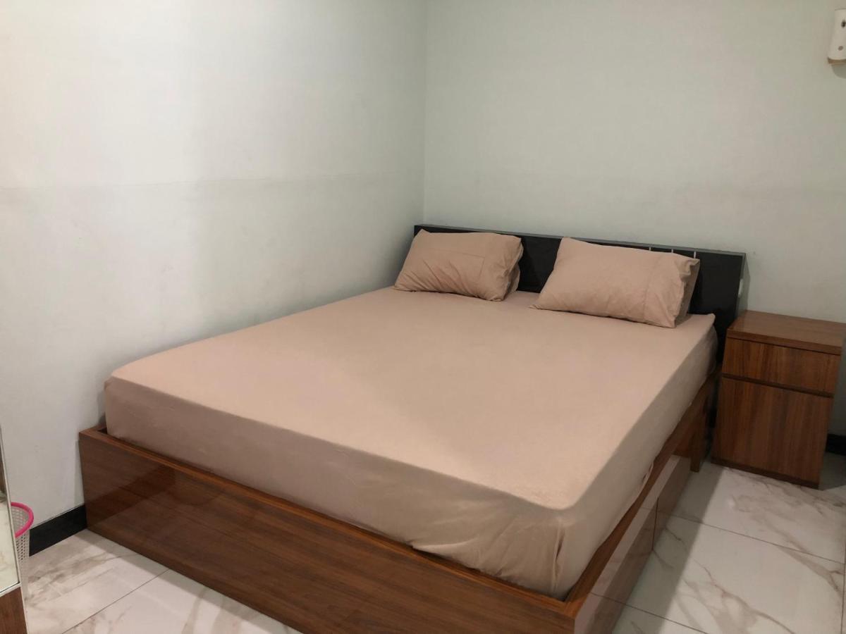 Bening Asri Guesthouse タンゲラン エクステリア 写真