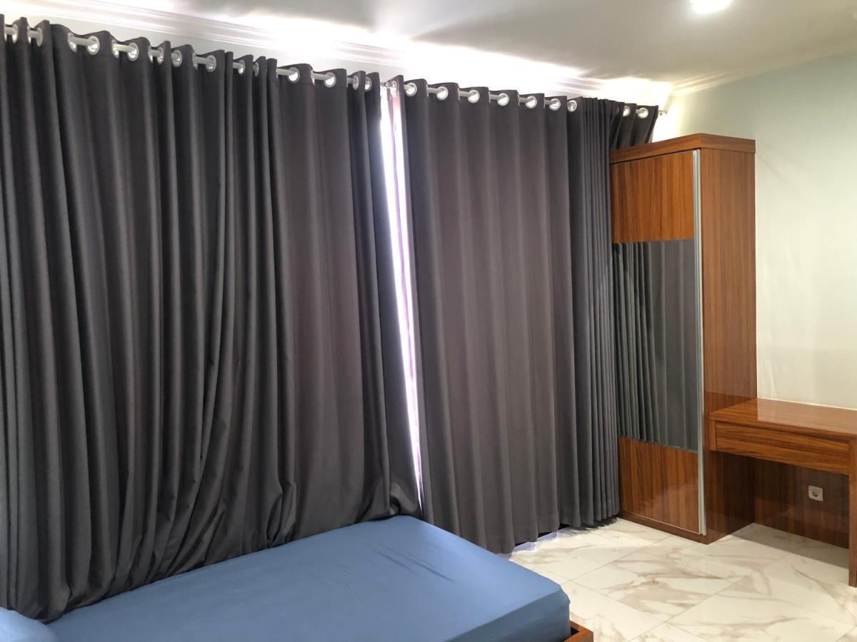 Bening Asri Guesthouse タンゲラン エクステリア 写真